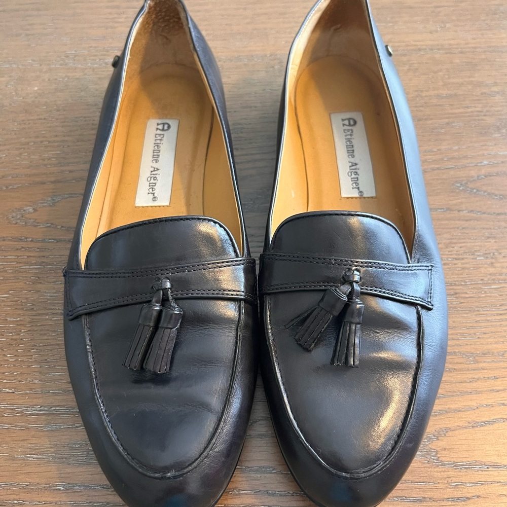 Vintage Etienne Aigner Kensington Black Leather Tassel Loafers Size 8